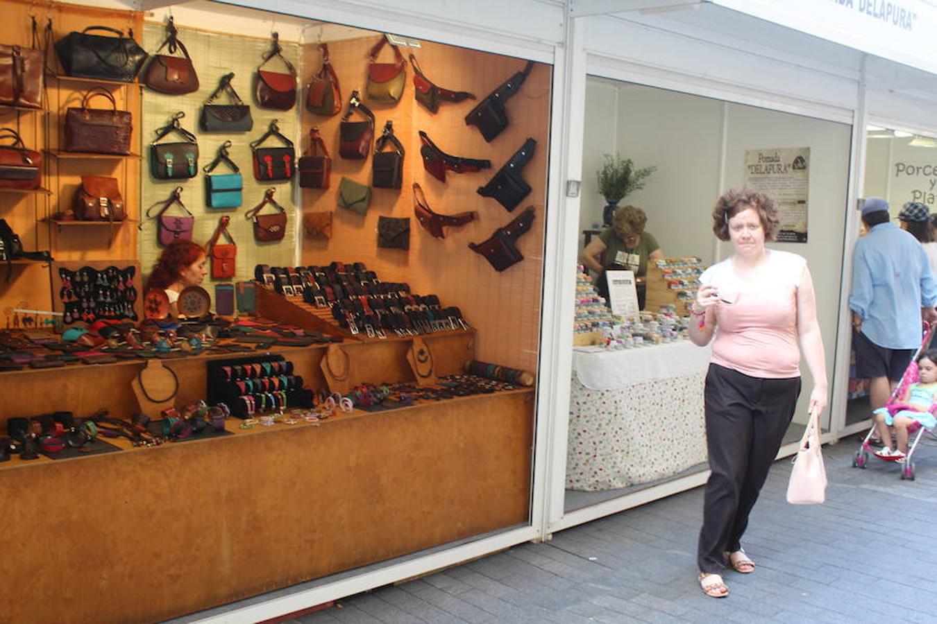 La artesanía inunda el centro de León