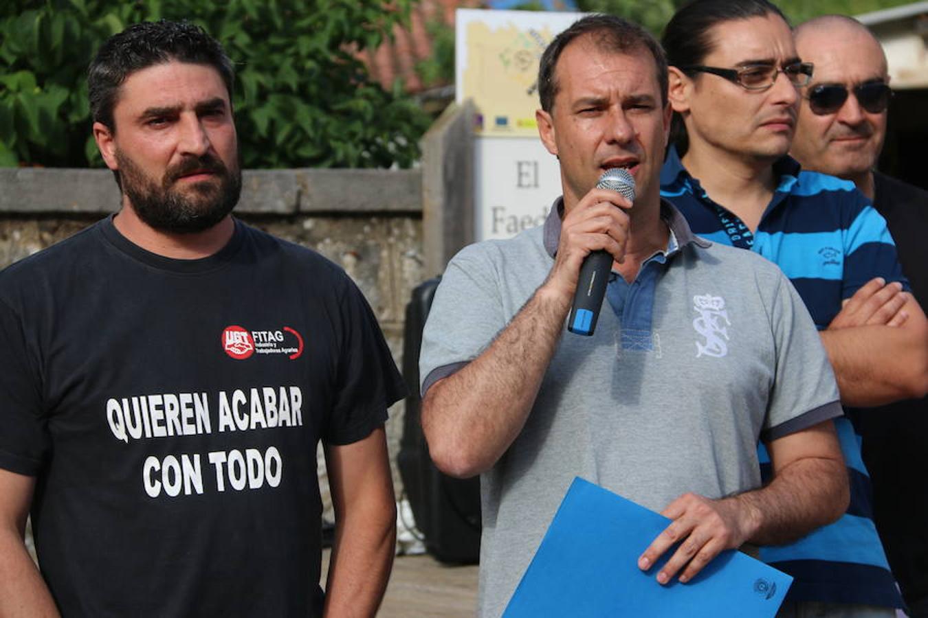 Ciñera sale a la carretera en defensa de la minería