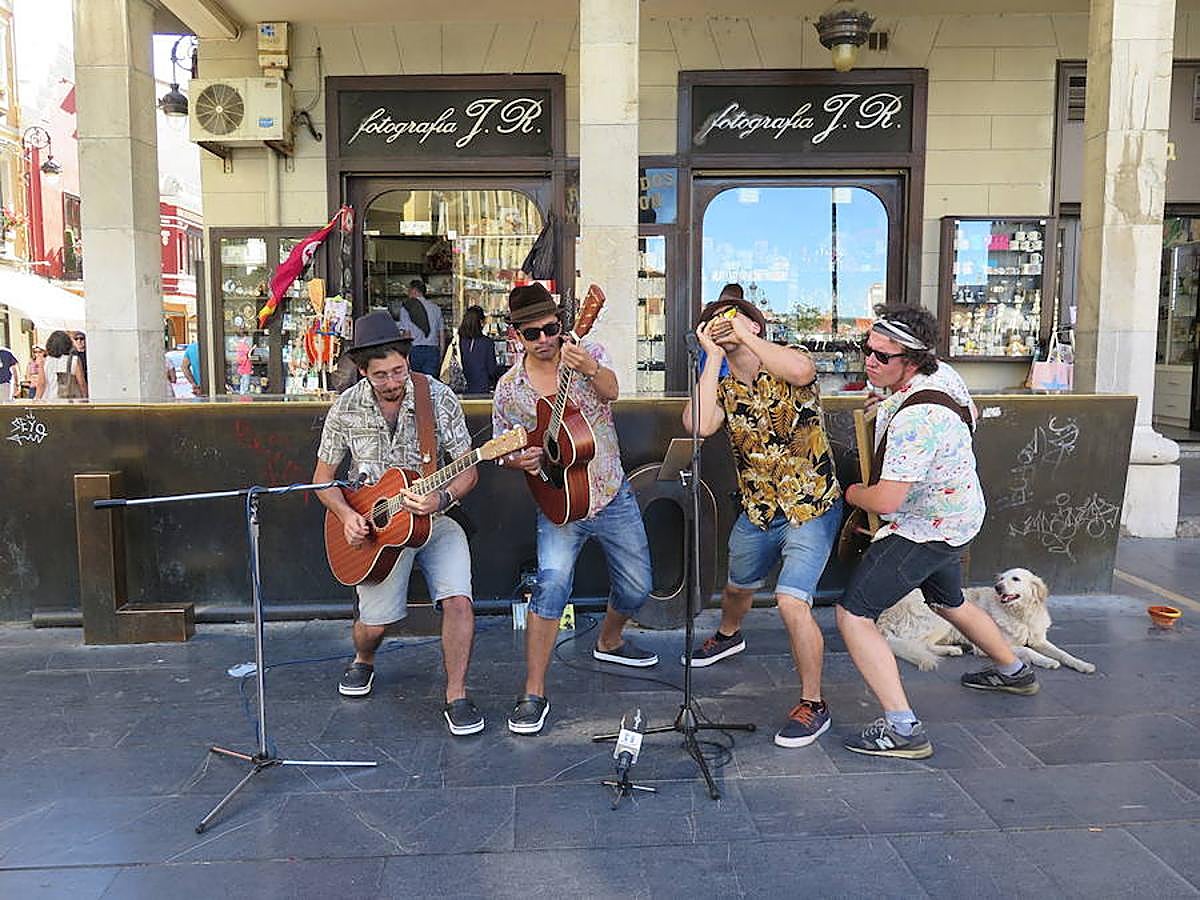 Los Blues Lee &#039;hacen el gamberro&#039; en León