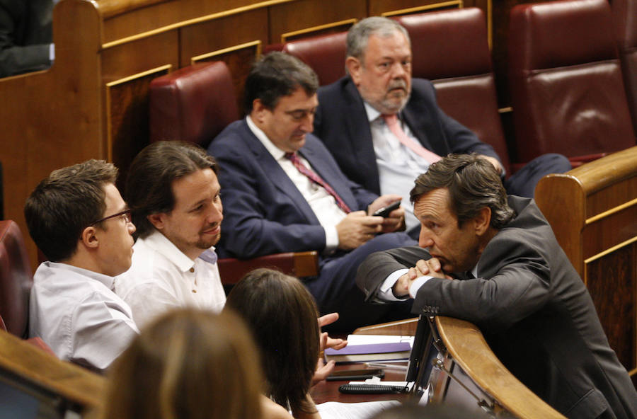 Un arranque de legislatura discreto y sin espectáculo