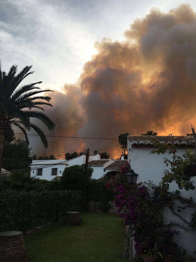 Imágenes del incendio en Jávea