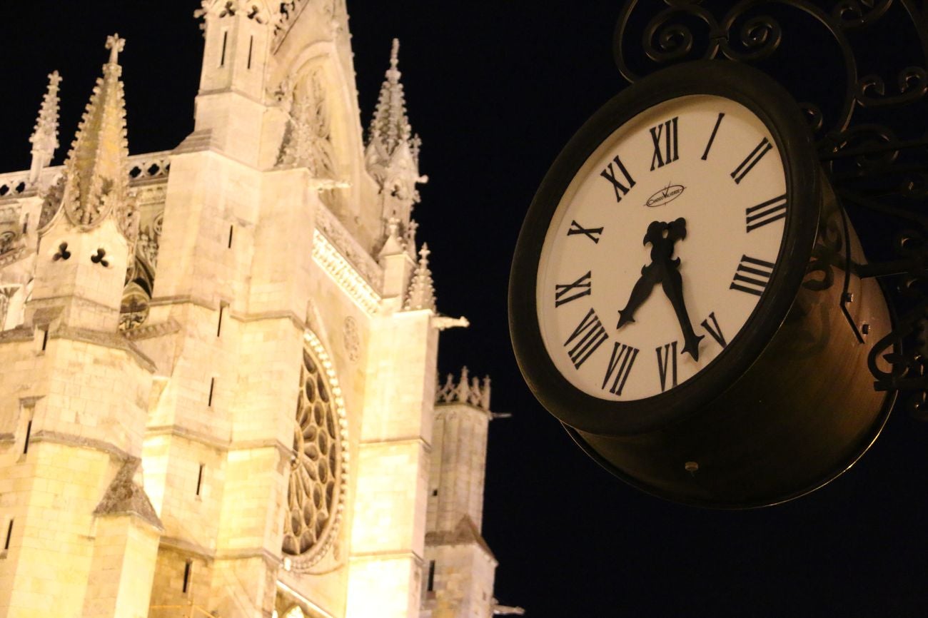 La Pulchra, en la noche