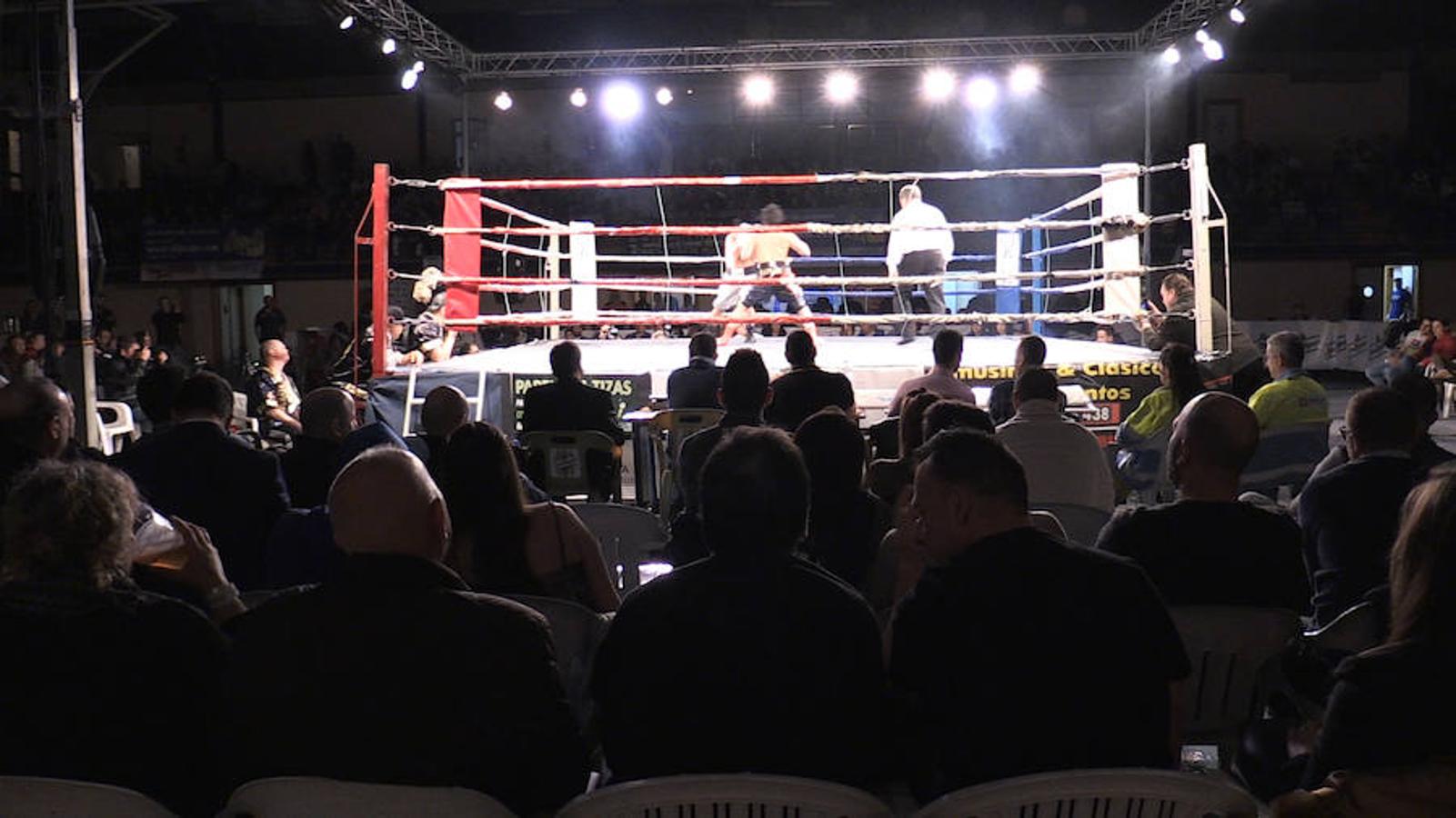 Un combate por Saúl Tejada