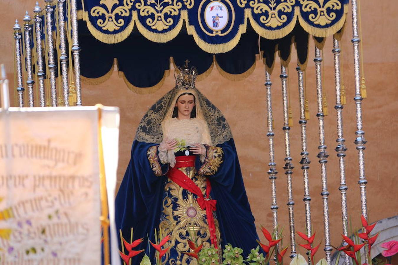 El sol arropa el Sábado de Pasión