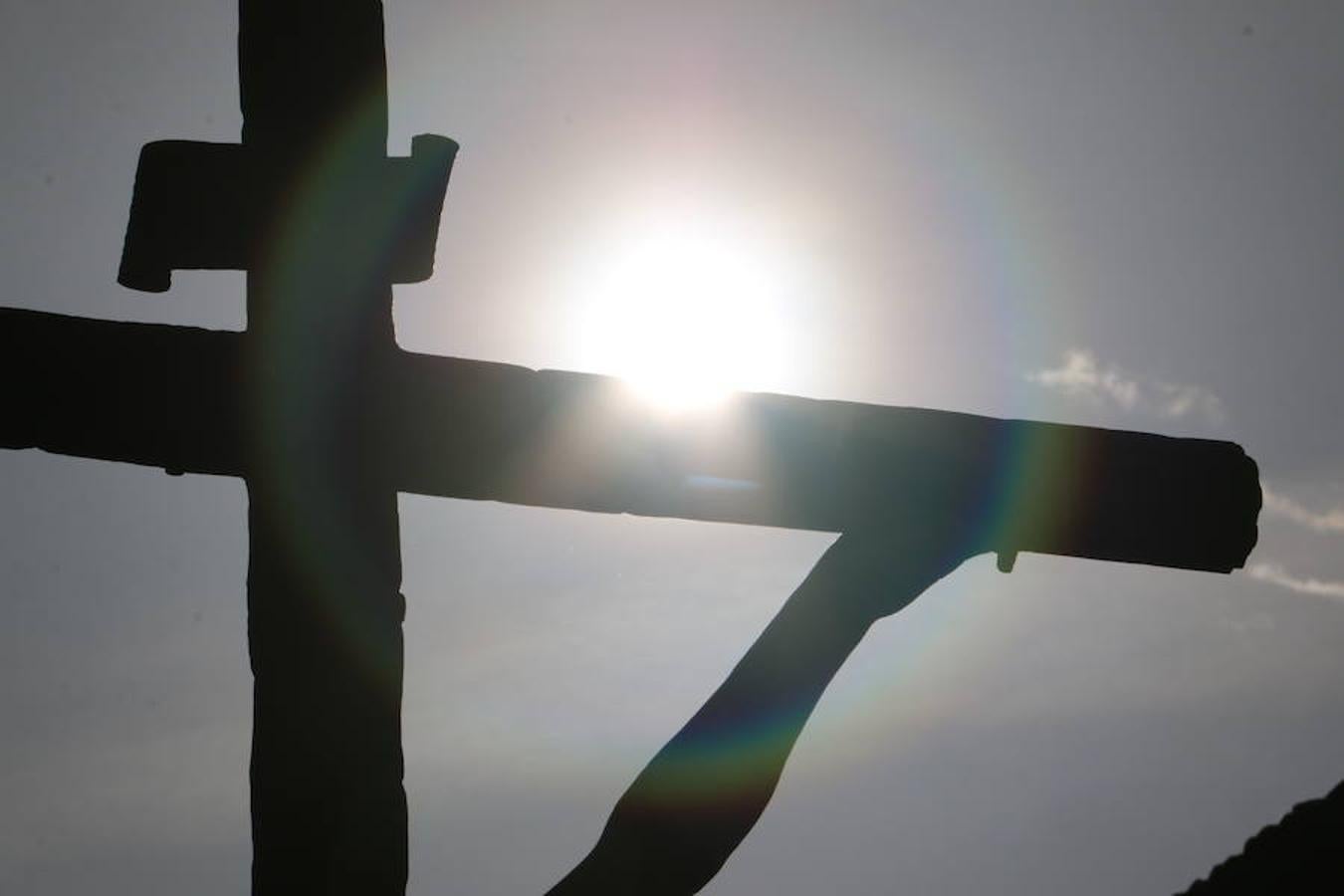 El Encuentro, a contraluz