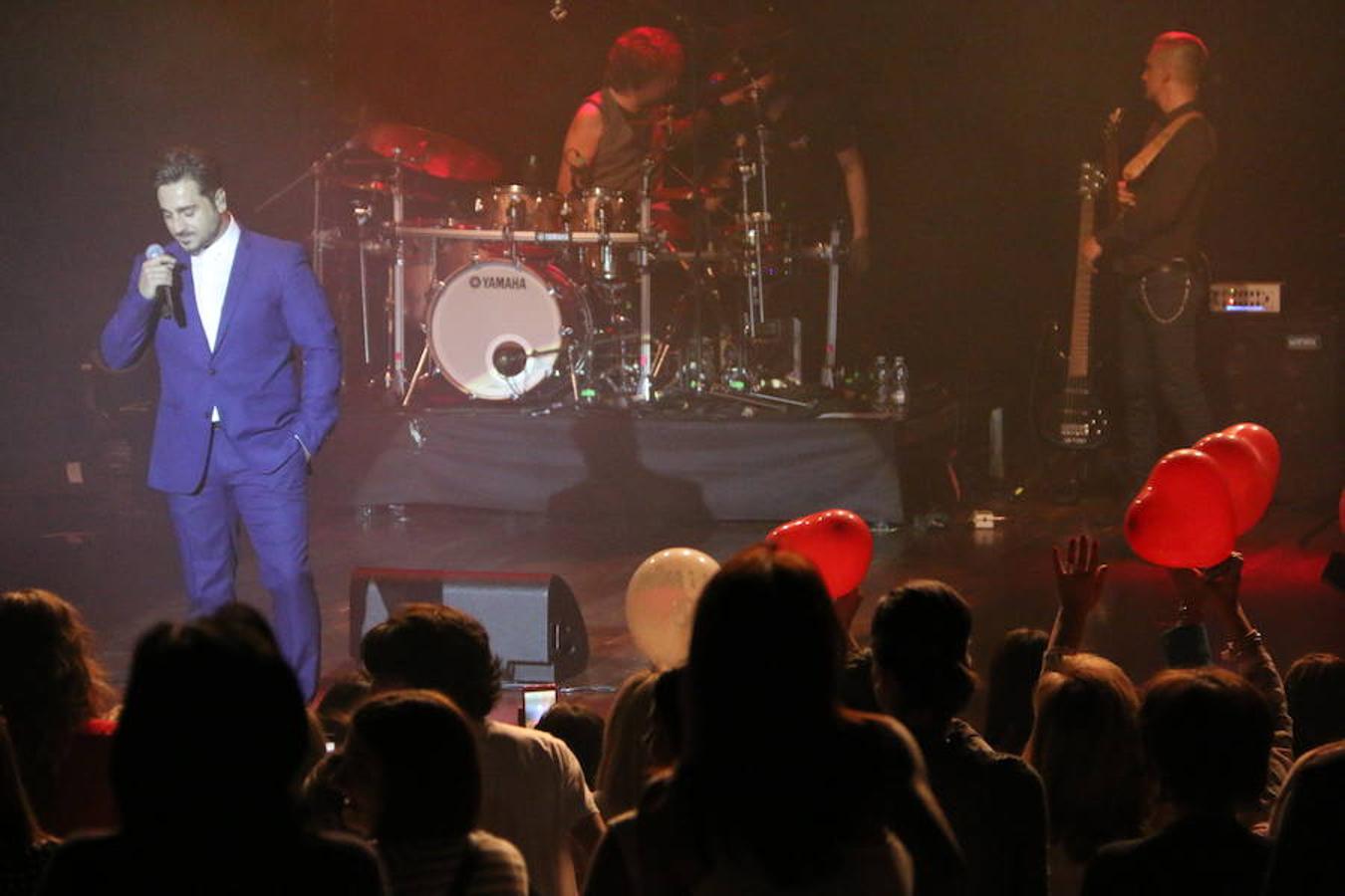 David Bustamante enamora al Auditorio de León