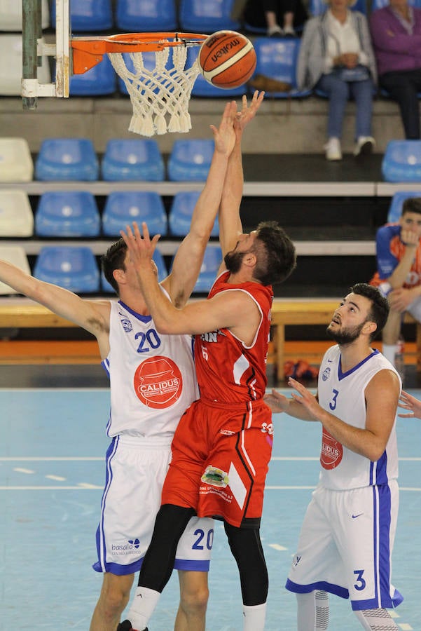 Fundación León 78-76 Cálidos Gallegos