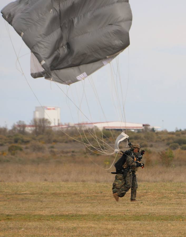 Paracaidistas de élite (II)