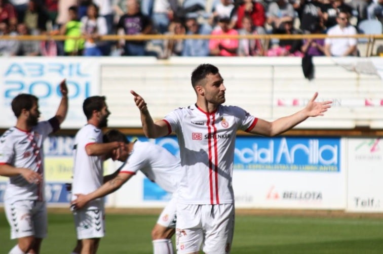 Primeras imágenes del Cultural - Osasuna B