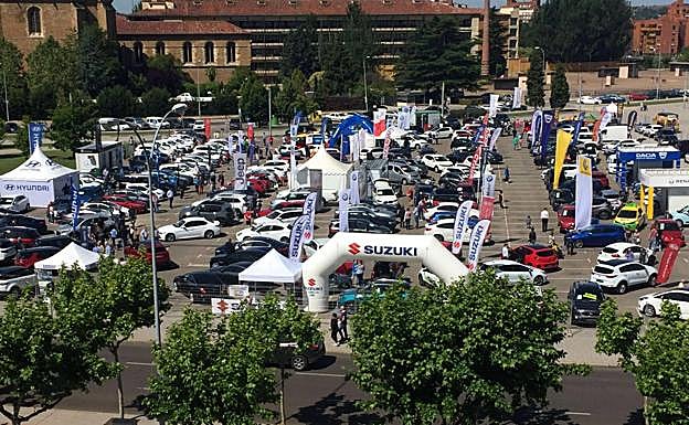 Primera edición de la Feria del Automóvil Nuevo en León.