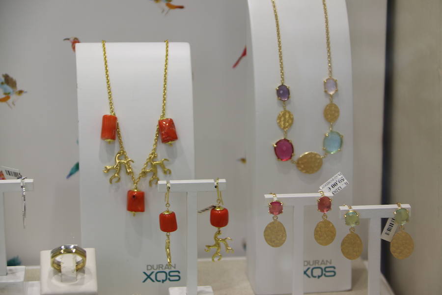 Joyas de moda, en Acebo