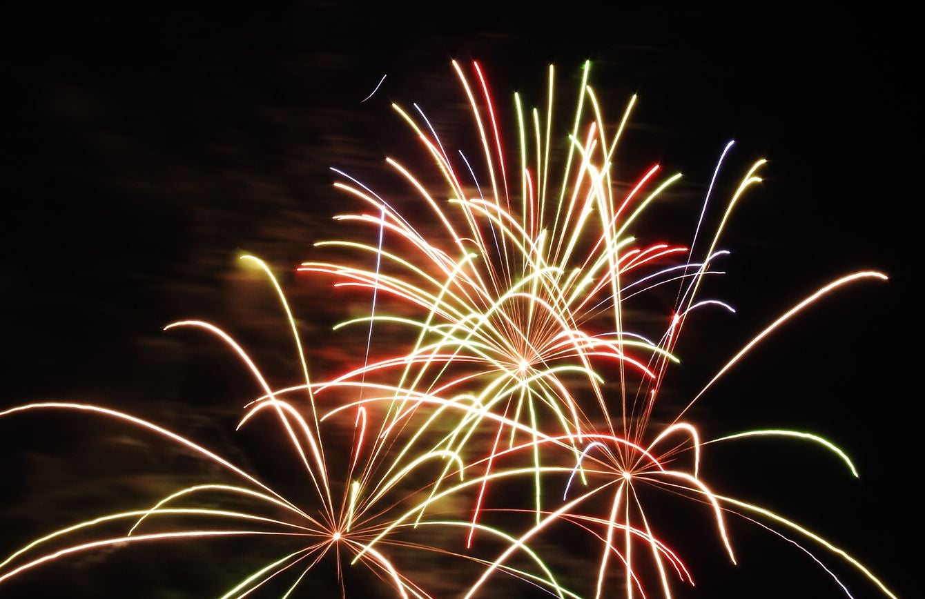 Las mejores imágenes de los fuegos artificiales de San Juan (I)