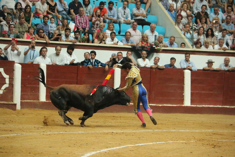 Las mejores imágenes de la corrida de toros de Fiestas de San Juan y San Pedro (II)