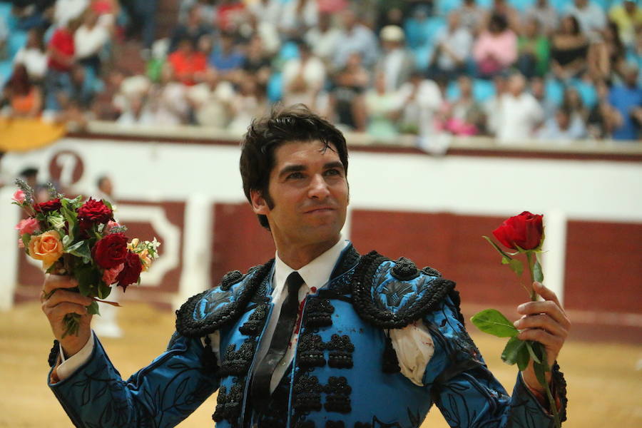 Las mejores imágenes de la corrida de toros de Fiestas de San Juan y San Pedro (II)