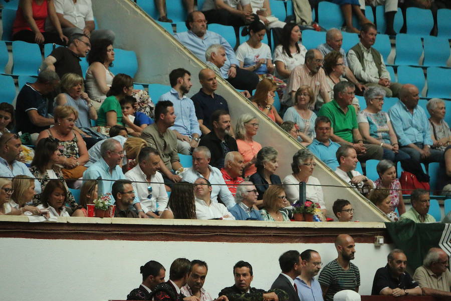 Las mejores imágenes de la corrida de toros de Fiestas de San Juan y San Pedro (II)