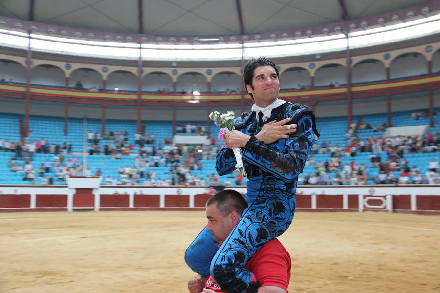 Las mejores fotos de la corrida de toros de Fiestas de San Juan y San Pedro