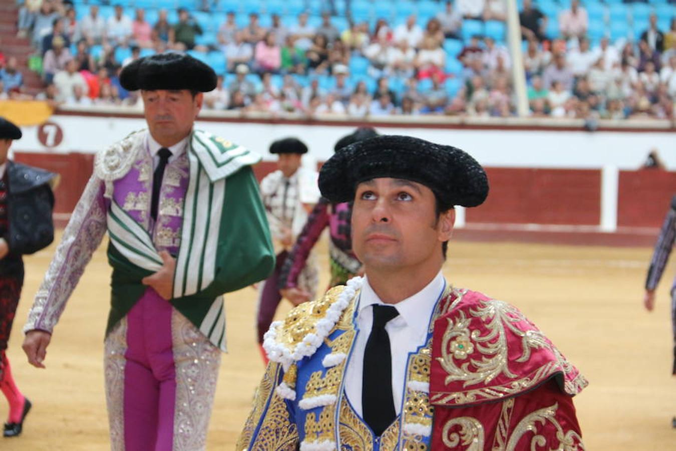 Las mejores imágenes de la corrida de toros de Fiestas de San Juan y San Pedro