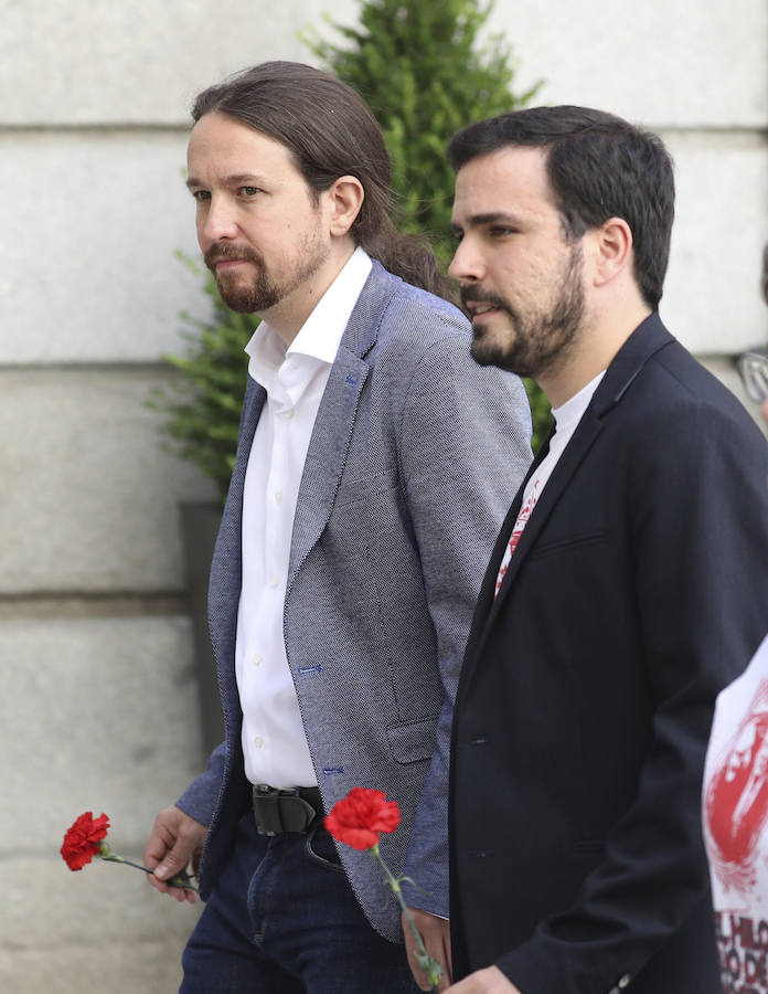 El Rey defiende en el Congreso la unidad de España y la convivencia de todos los españoles.