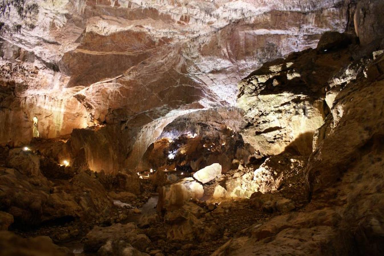 La Cueva de Valporquero, la joya leonesa