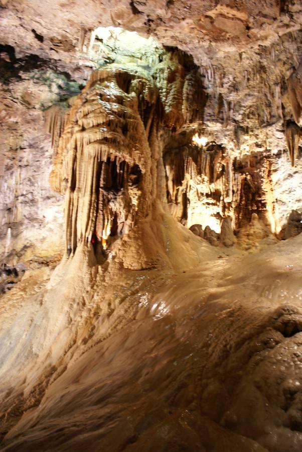 La Cueva de Valporquero, la joya leonesa