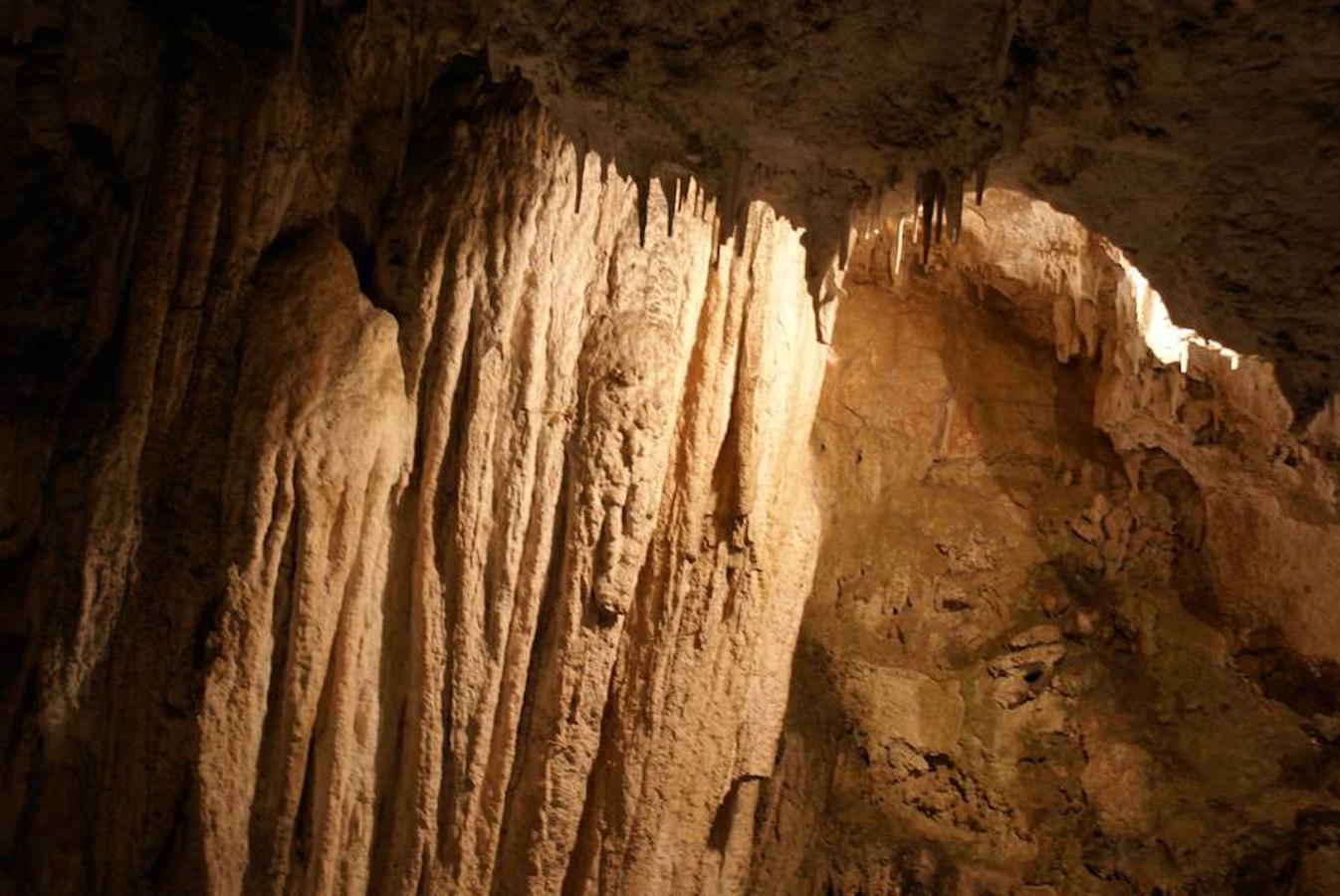 La Cueva de Valporquero, la joya leonesa