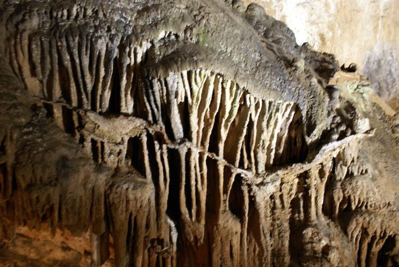 La Cueva de Valporquero, la joya leonesa