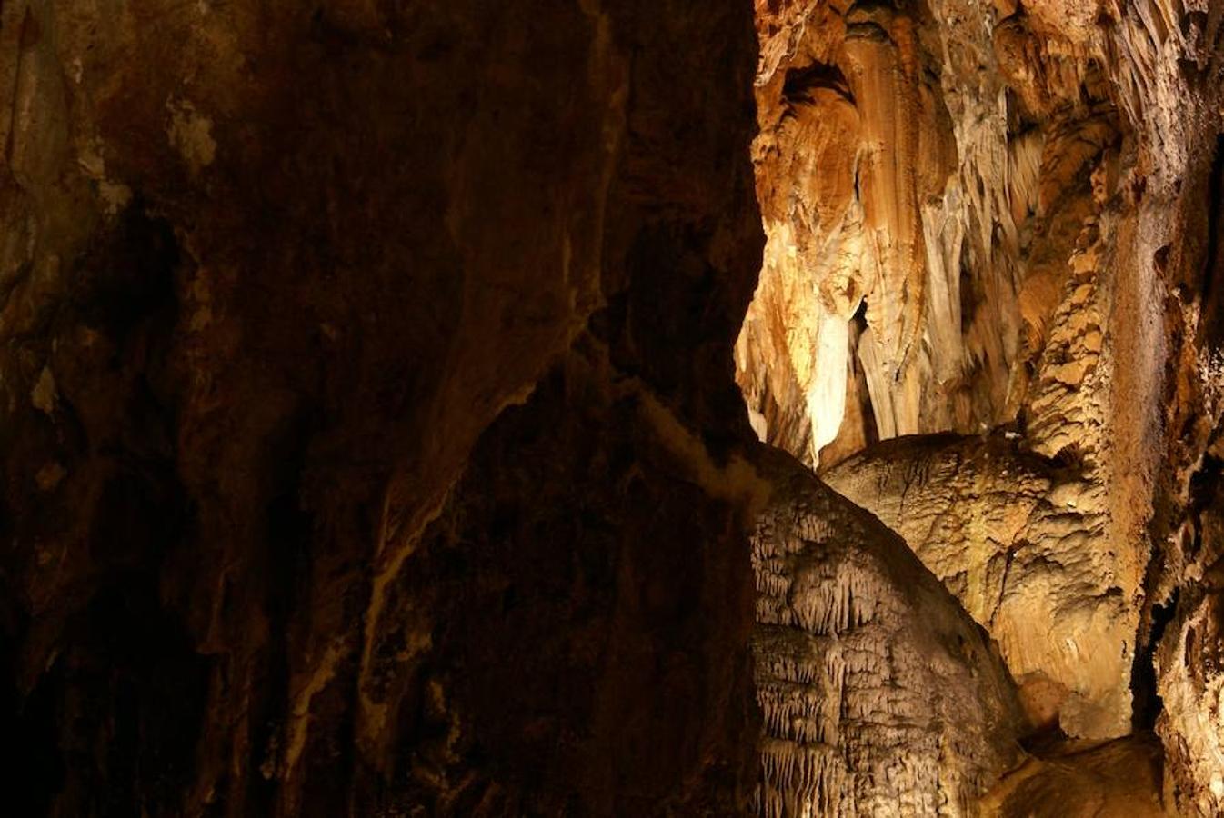 La Cueva de Valporquero, la joya leonesa