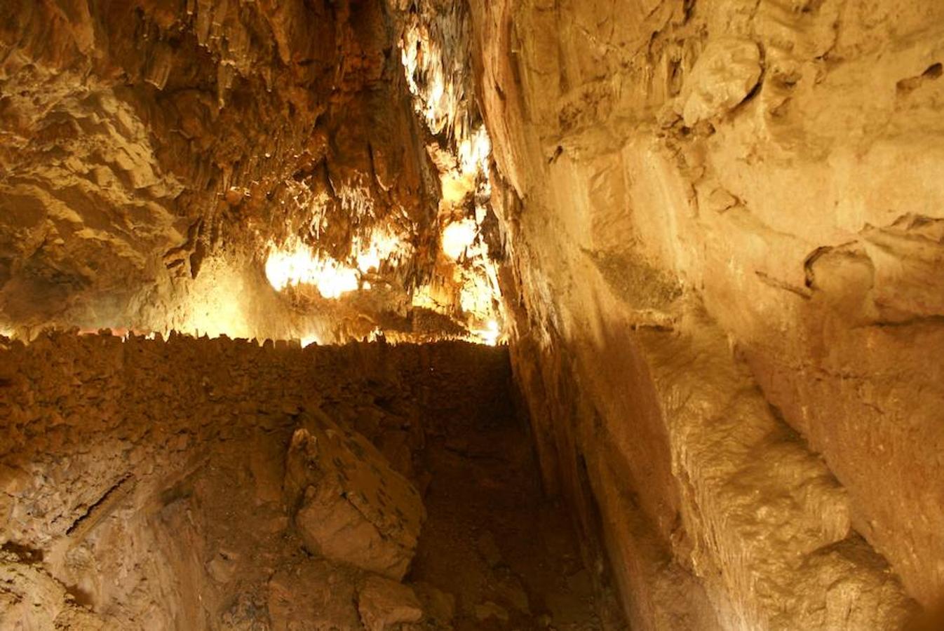 La Cueva de Valporquero, la joya leonesa