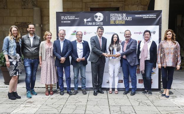 Imagen principal - Presentación en León de la IV edición del Festival de Cortometrajes del Órbigo 'Luna de Cortos'. 