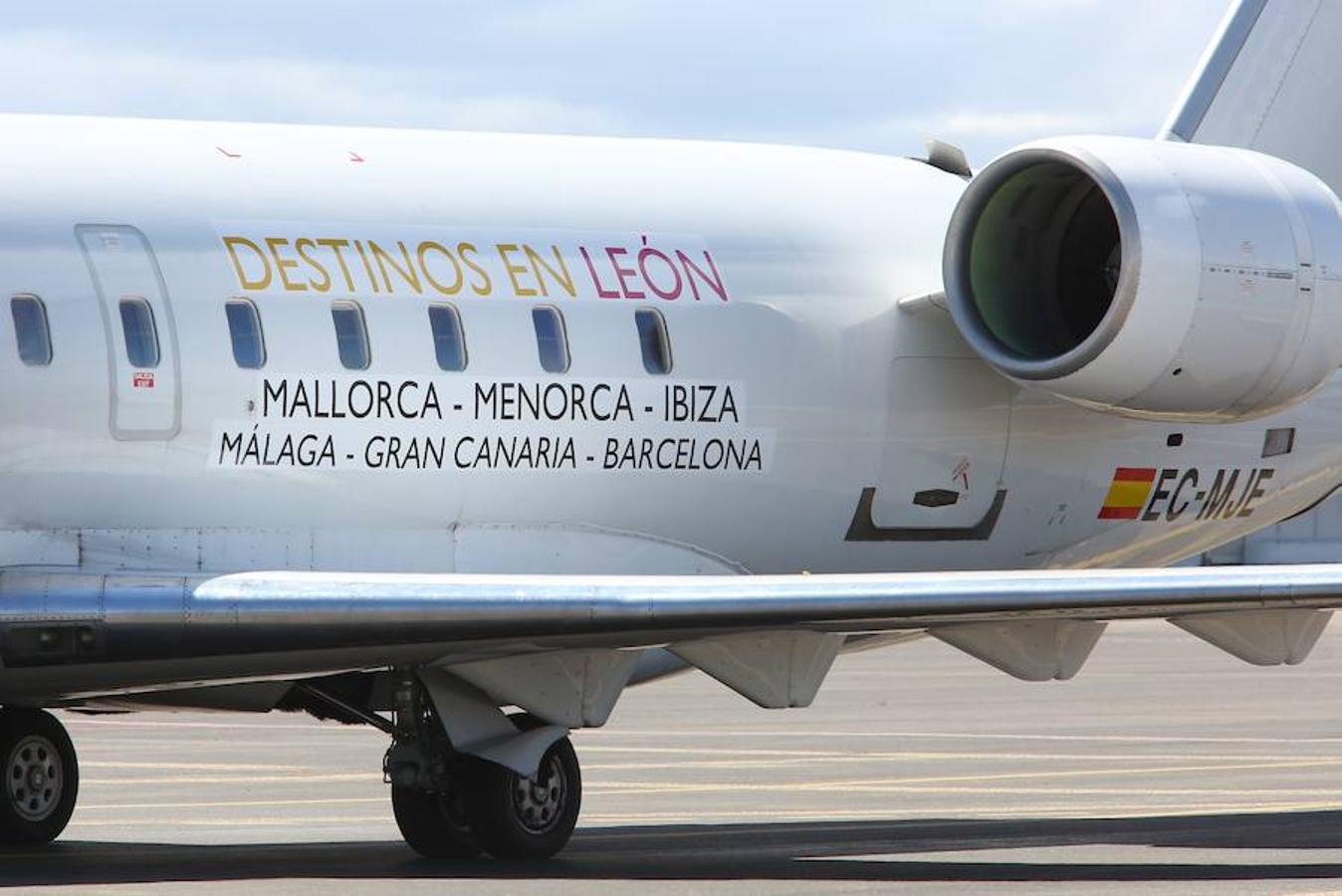 Presentación de la campaña de verano de vuelos desde el Aeropuerto de León