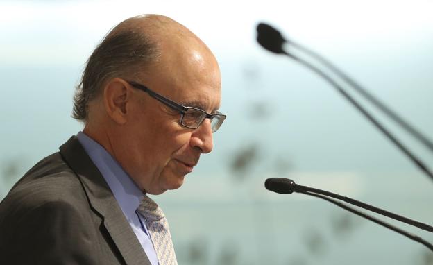 Cristóbal Montoro.