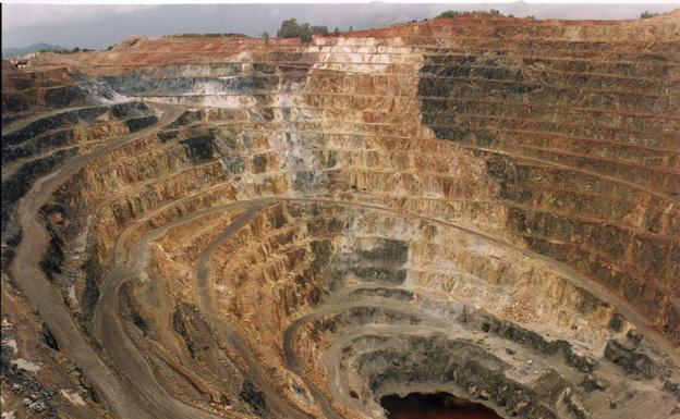 Vista de las minas de Riotinto. 