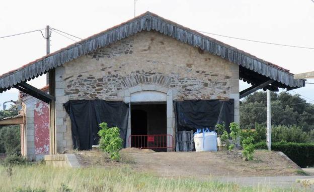 Muelle de la vieja estación.