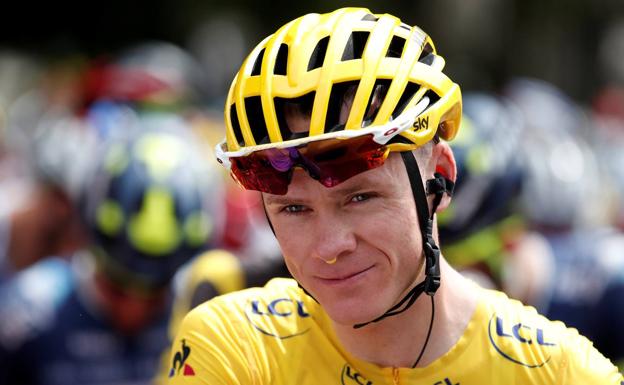 Chris Froome, con el maillot amarillo.