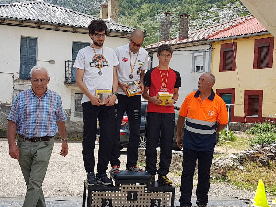 Mezquita y Santamaría no dan opciones en La Reina Trail