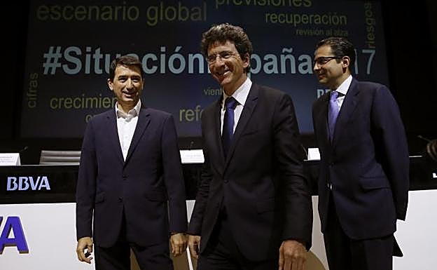 Rafael Doménech (i), Jorge Sicilia (c) y Miguel Cardoso (d).