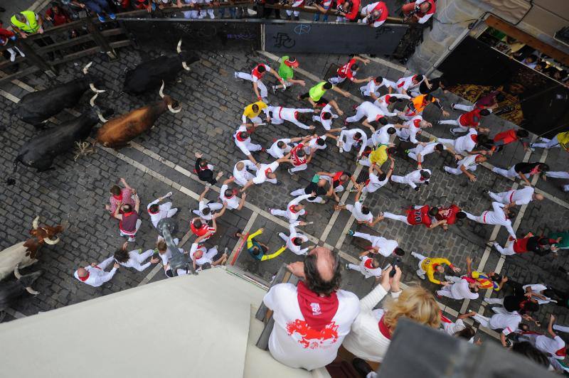 La mítica ganadería Miura protagoniza el encierro más rápido y con más heridos