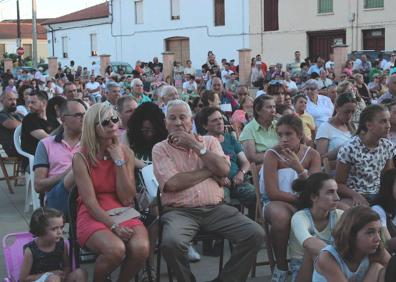 Imagen secundaria 1 - El Festival Ajo Magic inunda de magia Santa Marina del Rey