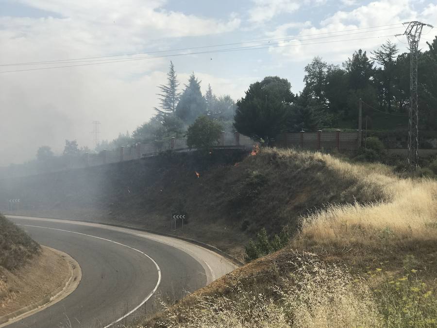 Imágenes del Incendio que amenazó el norte de León II