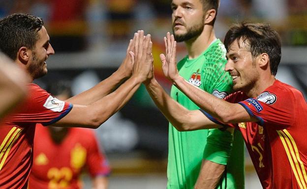 Silva celebra un gol en León.