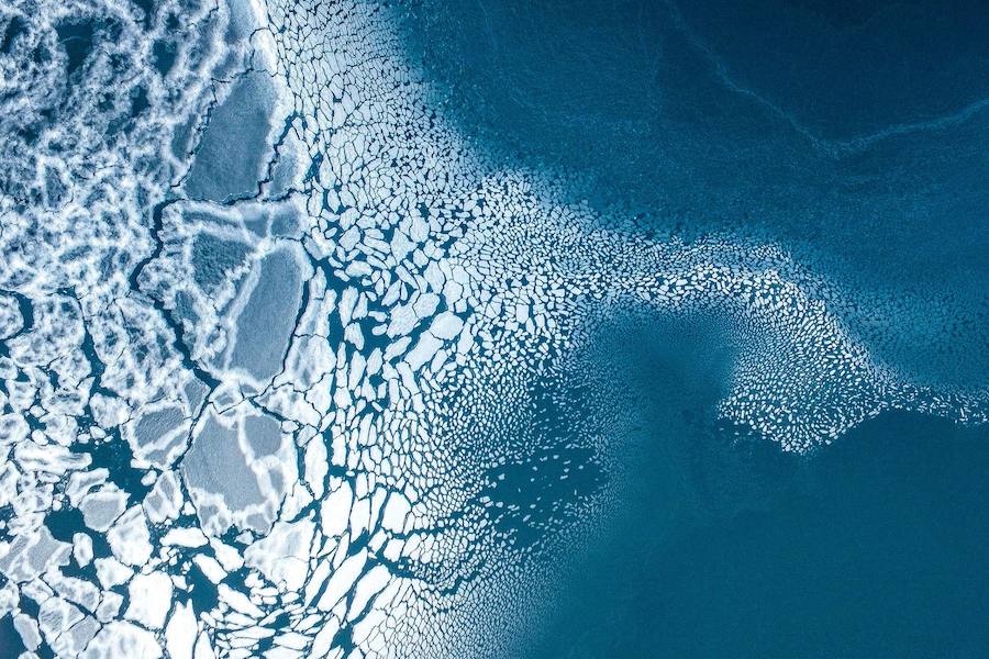 Ganador del Tercer premio – Categoría Nature: 'Ice formation'.