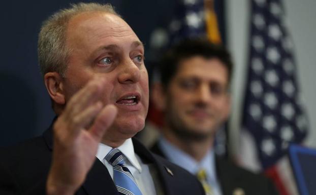 Scalise habla en el Capitolio. 