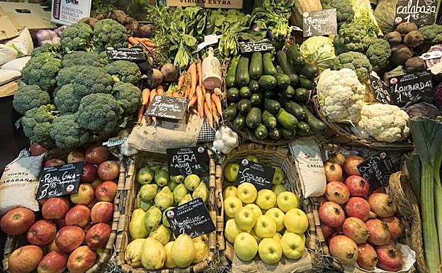 Alimentos en un supermercado.
