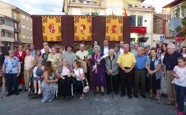 Homenaje a los mayores en las fiestas de Celada