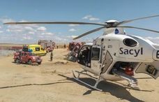 Espectacular rescate de un hombre atrapado en la cabina de un camión