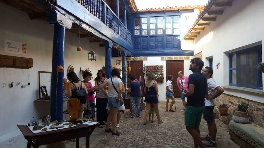 Artesanía y arquitectura se unen en Santa Colomba de Somoza