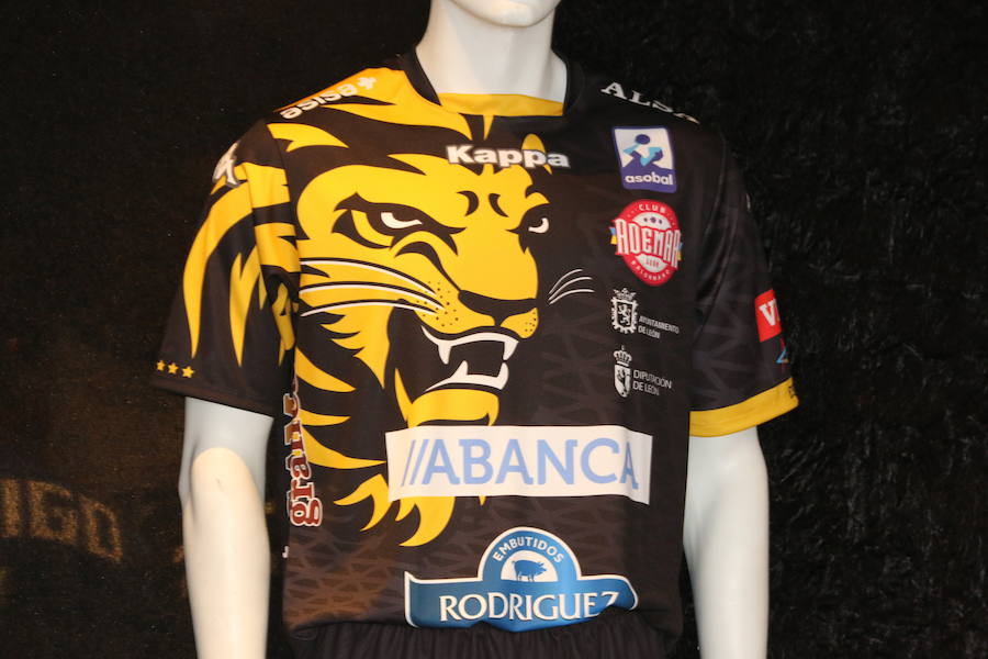 Las equipaciones de los maristas