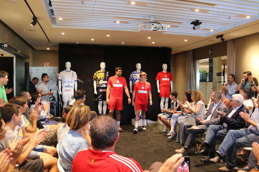 Las equipaciones de los maristas