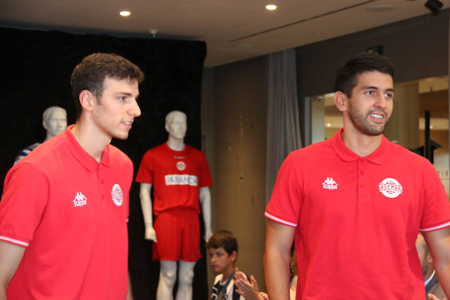 Las equipaciones de los maristas