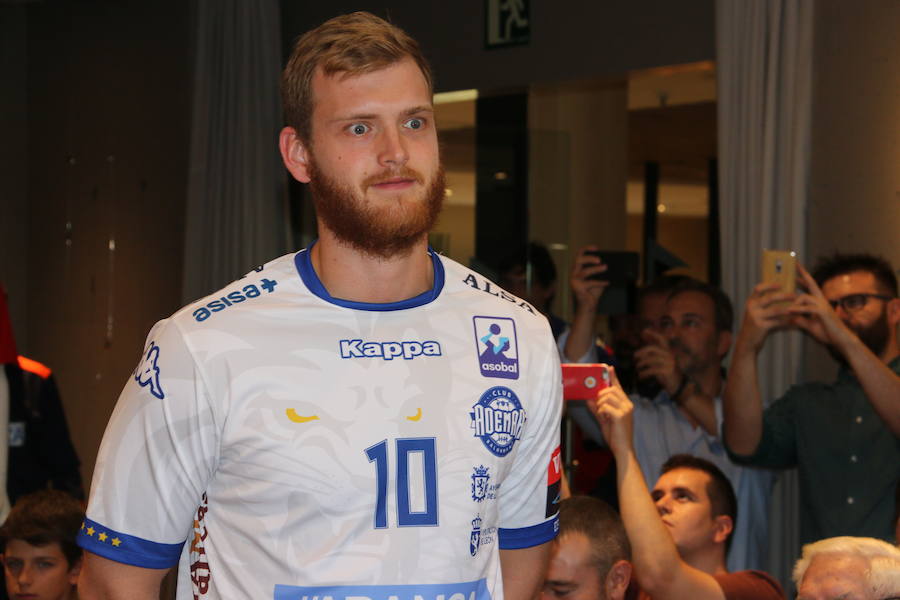 Las equipaciones de los maristas